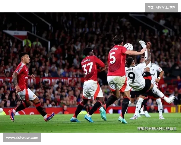 曼联替补齐尔克泽防守失误致失第二球